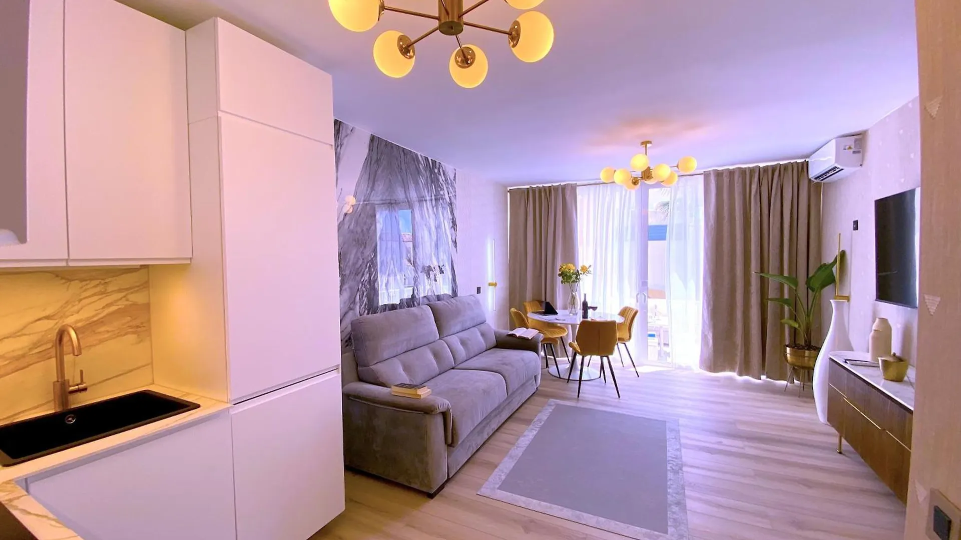 Tropicalidays Oceanview Grand Luxe Apartment Costa Adeje  Costa Adeje (Tenerife)