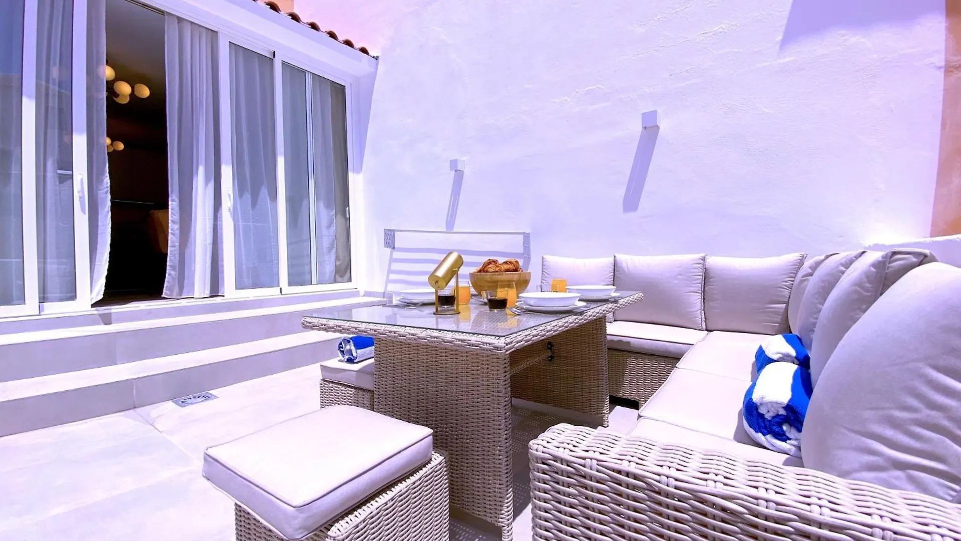 Tropicalidays Oceanview Grand Luxe Apartment Costa Adeje  0*, Costa Adeje (Tenerife)